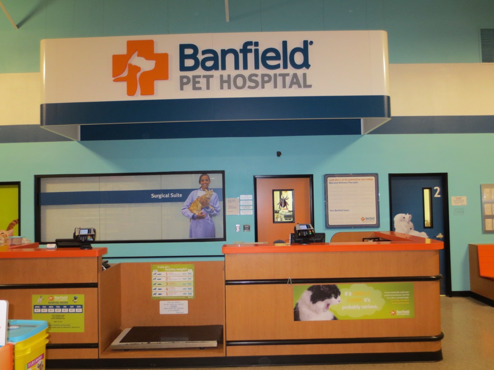 Banfield Pet Hospital: Poway lobby