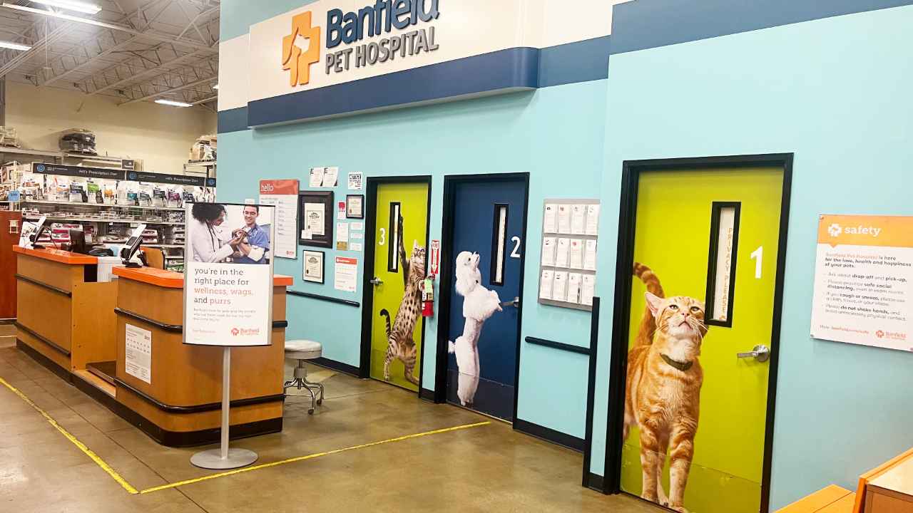 The lobby of the Tulsa 71st hospital